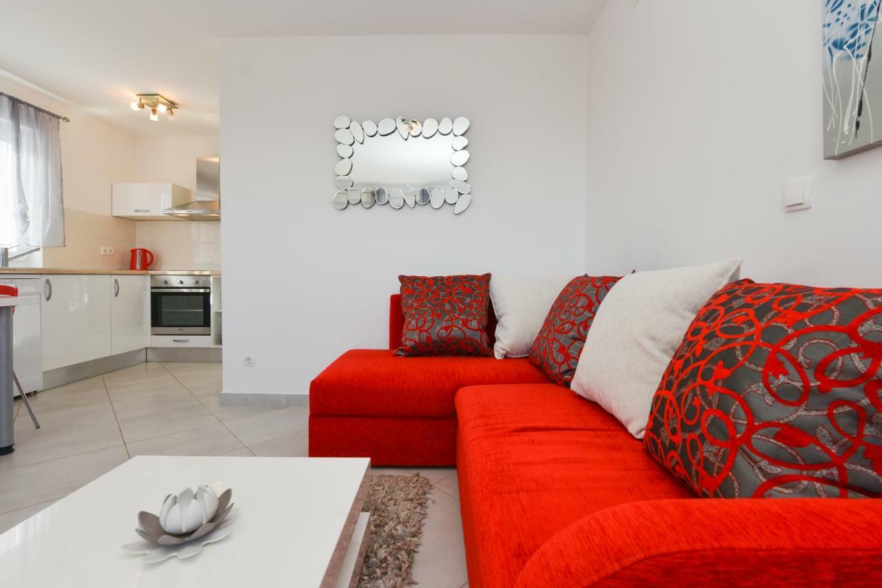 Apartments L&M Vir Bagian luar foto